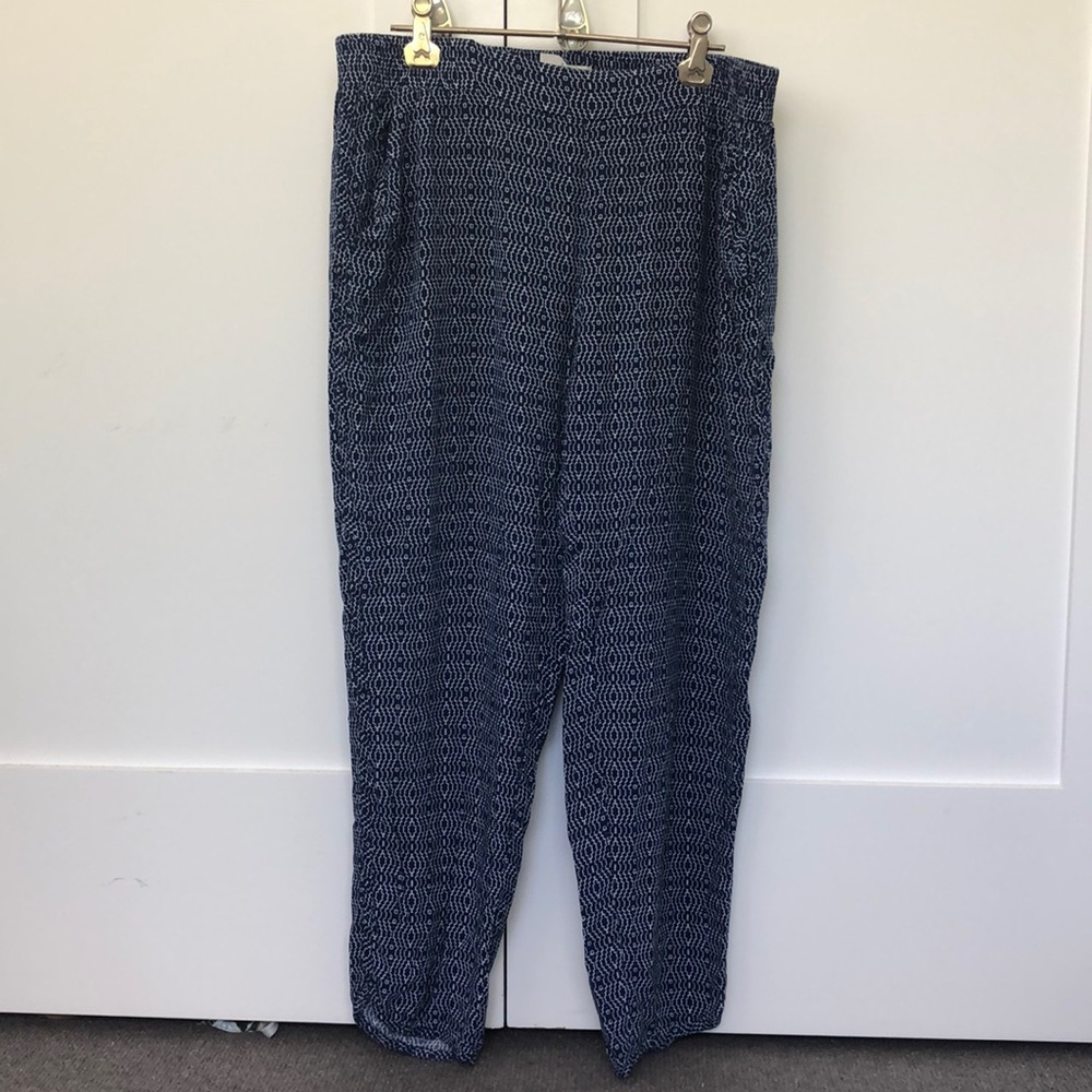 Blue patterned cotton pants